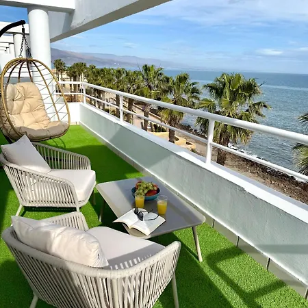 La Calma - Seafront Penthouse *