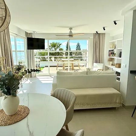 La Calma - Seafront Penthouse *